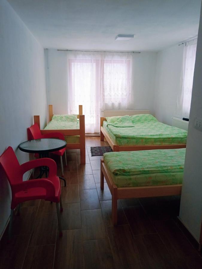 Domacinstvo Kod Gere Bed & Breakfast Crni Vrh Luaran gambar